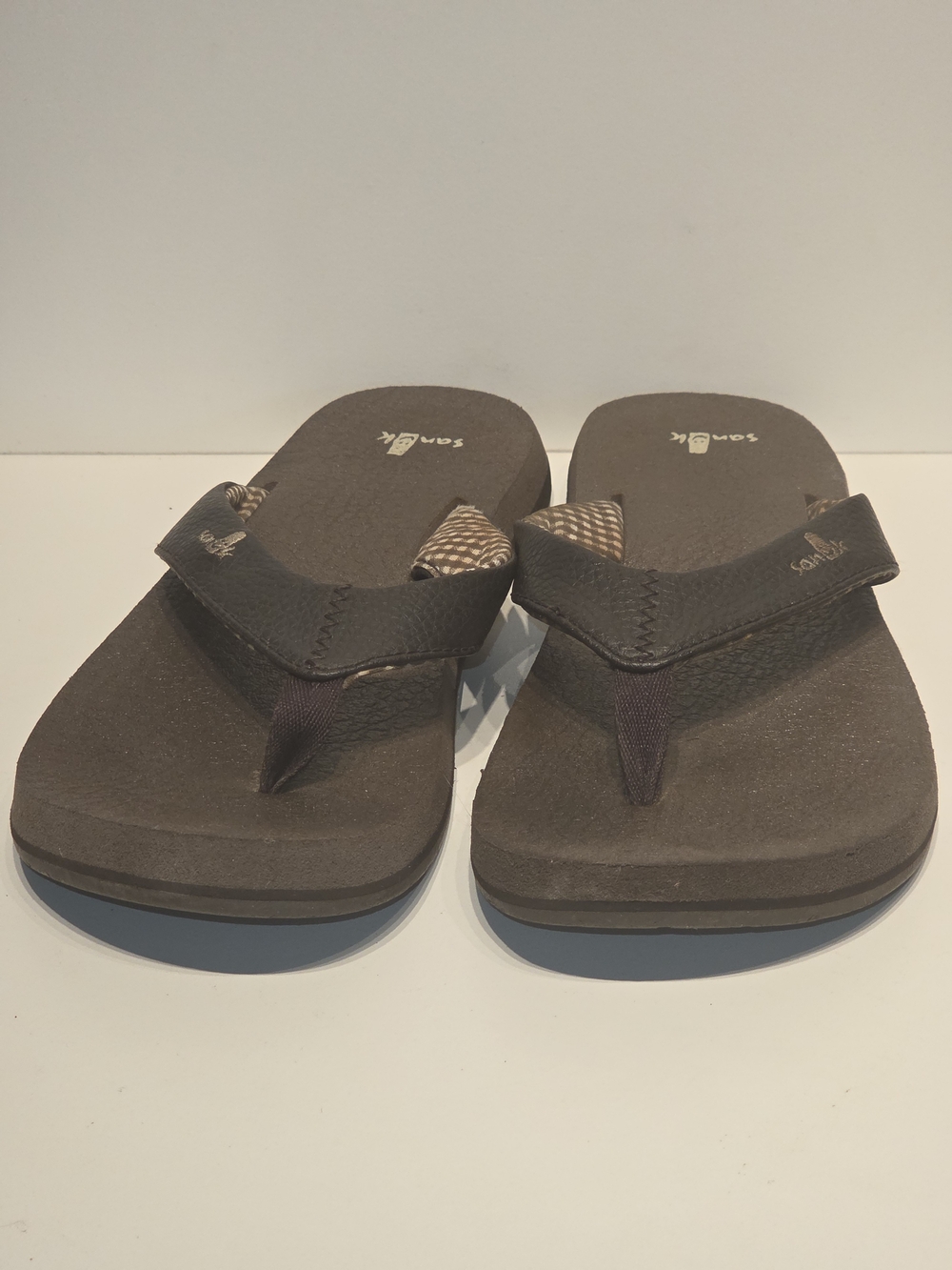 Women's Sanuk Flip Flop Sandals, Brown, Soft footbed, Size 8
